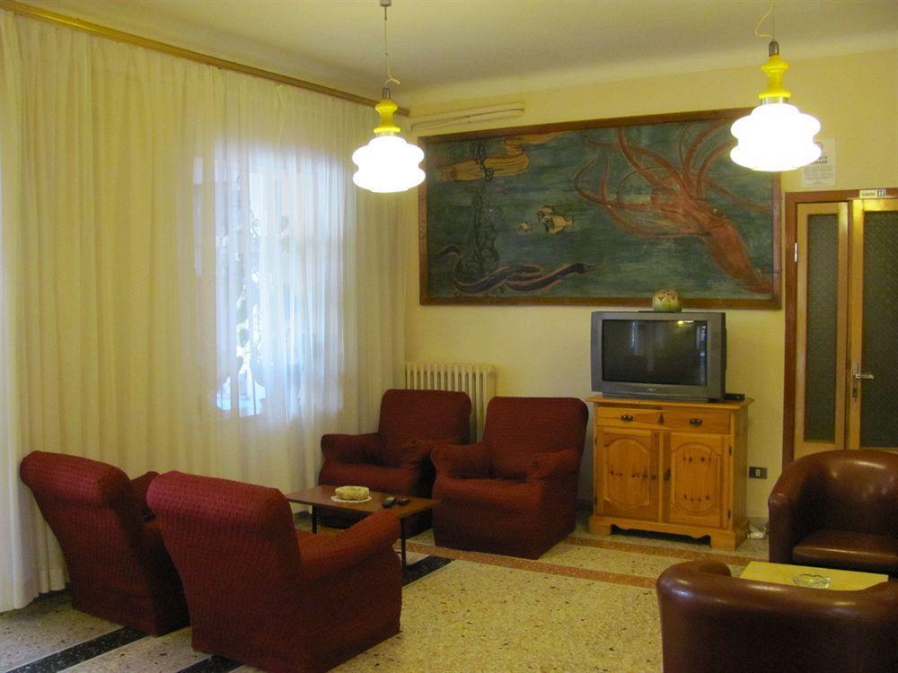 Albergo Moretti Senigallia Kültér fotó