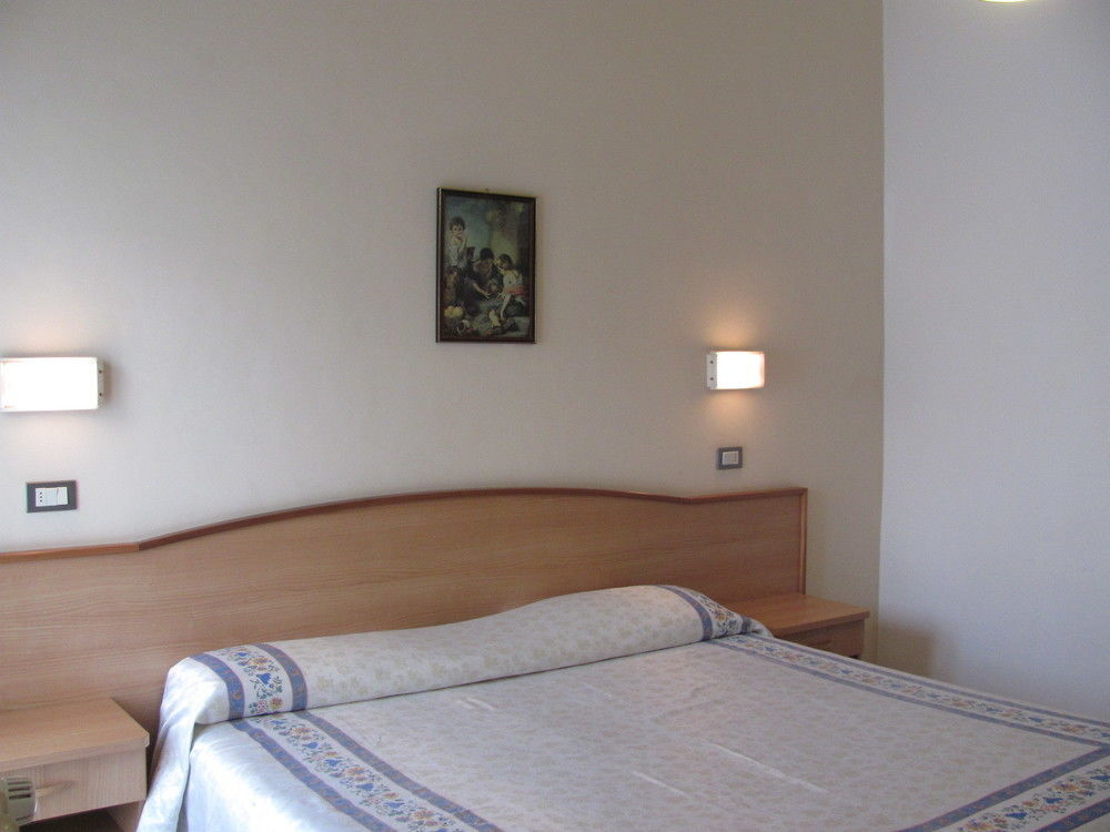 Albergo Moretti Senigallia Kültér fotó